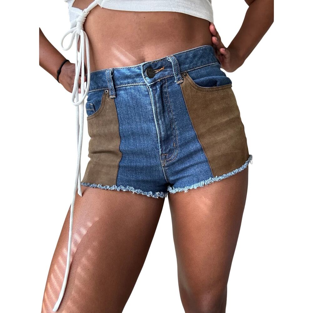BDG High Rise Cheeky Boho Suede Pocket Festival Micro Shorts Size 28
